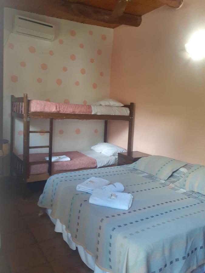 Hostal Candelaria 卡法亚特 外观 照片